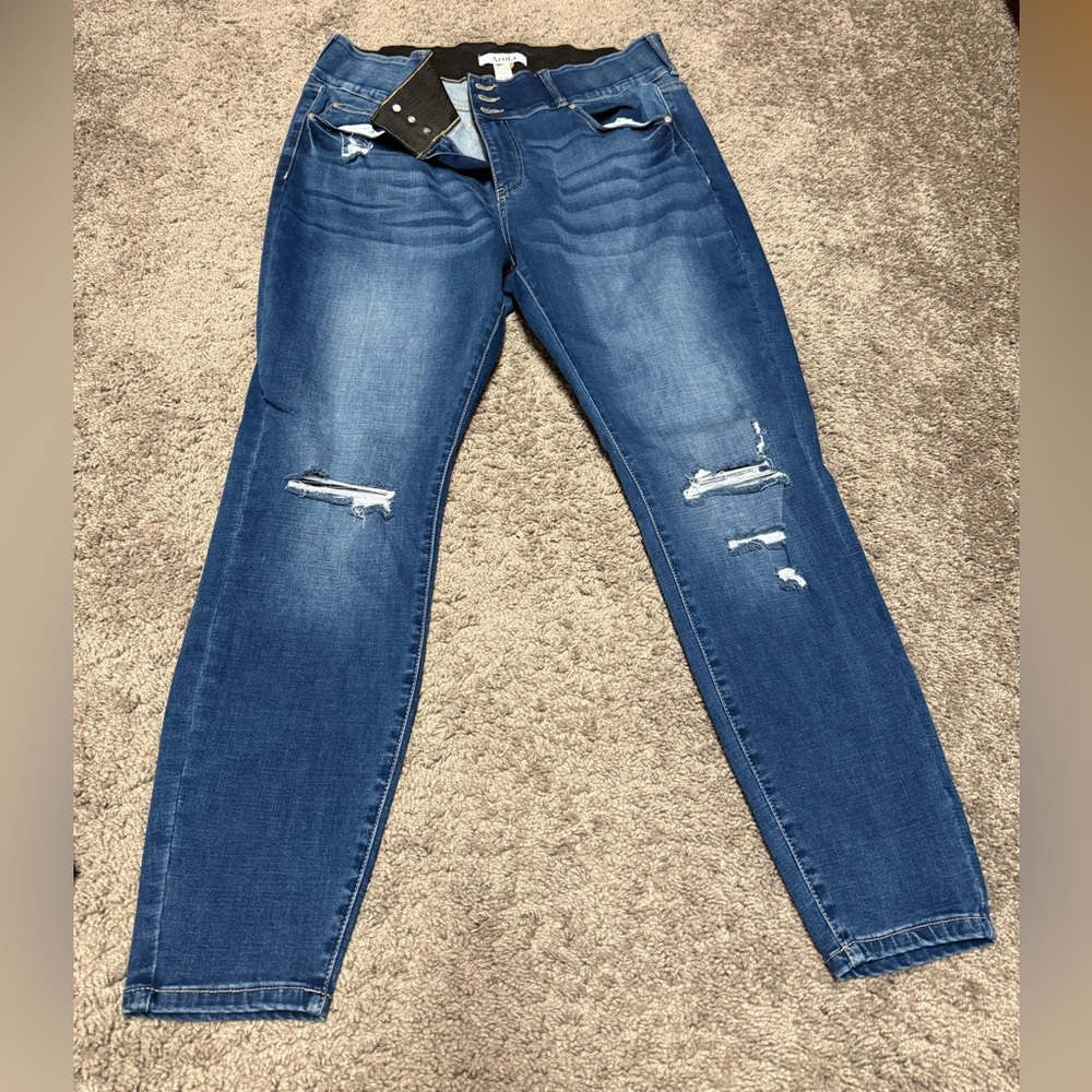 ARULA High-Waisted Stretch Skinny Jeans